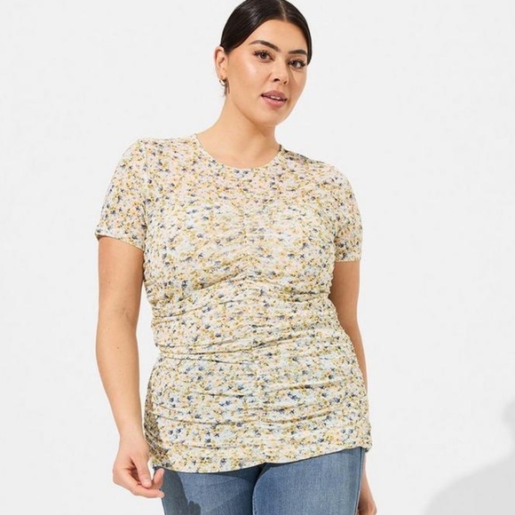 Torrid Ditsy Floral Mesh Ruhed Top NWT Size 1X - Picture 1 of 6